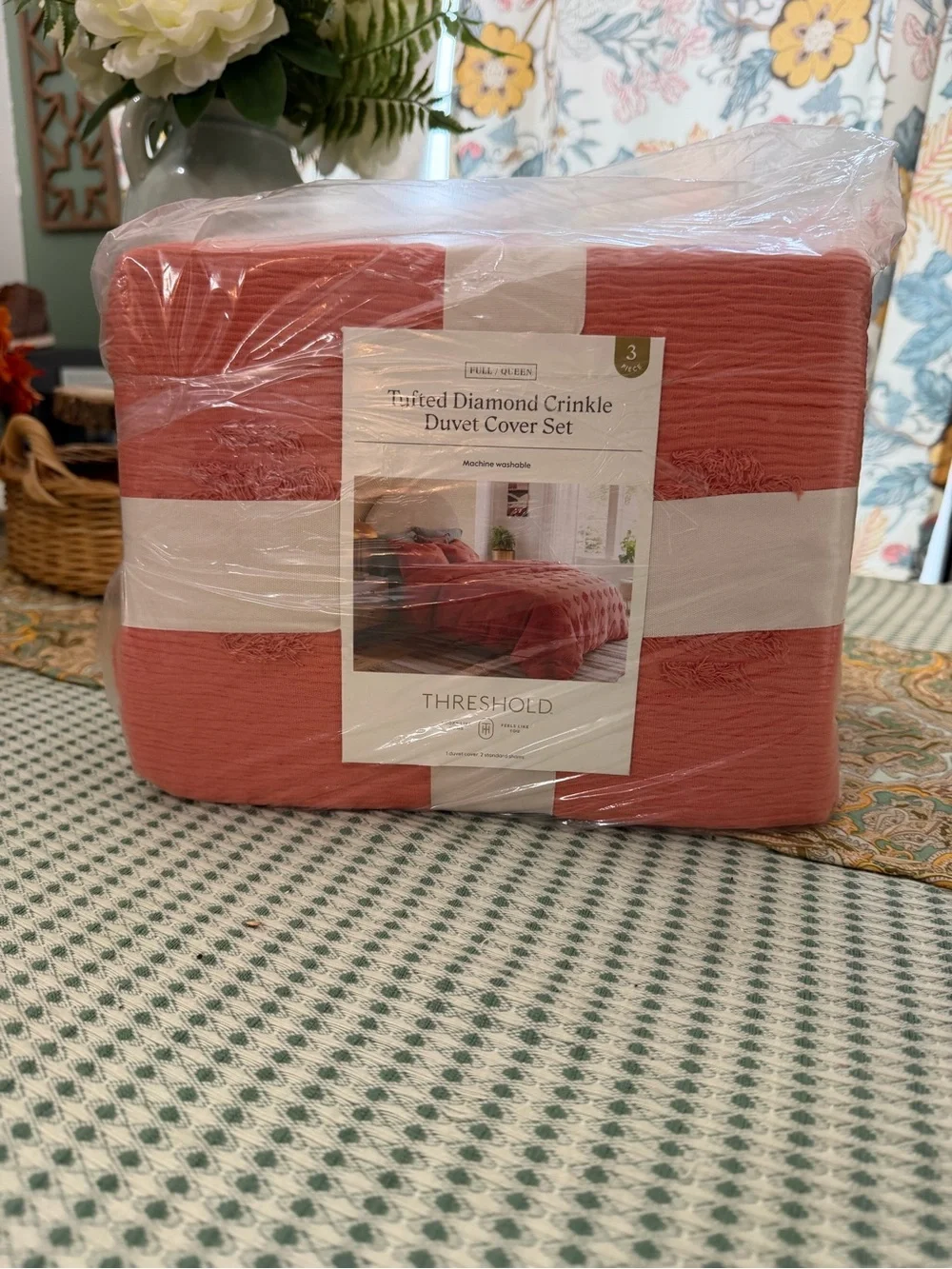 New Threshold Queen Tufted Diamond Crinkle Duvet Cover and Sham Set - Threshold